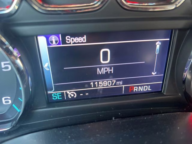 2017 Graphite Metallic Chevrolet Silverado 1500 LT 4X4 Truck