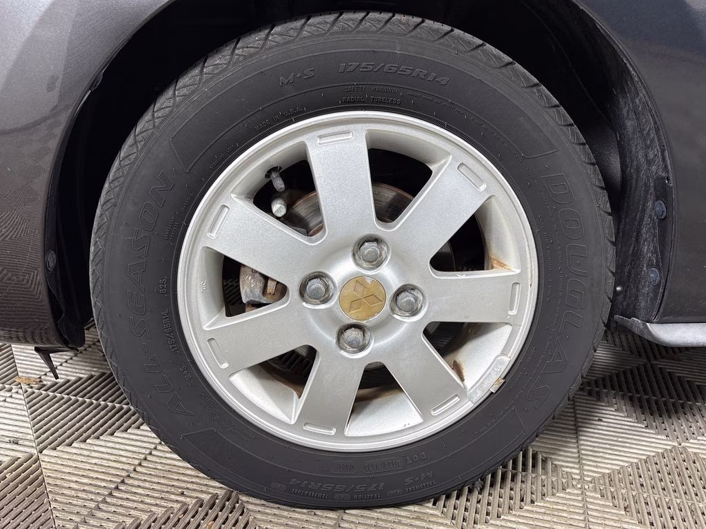 2014 Thunder Gray Mitsubishi Mirage ES FWD Hatchback