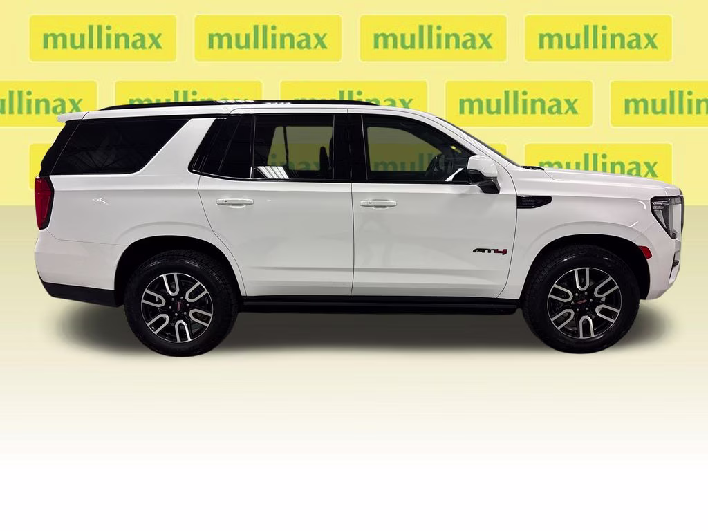 2023 Summit White GMC Yukon AT4 4X4 SUV