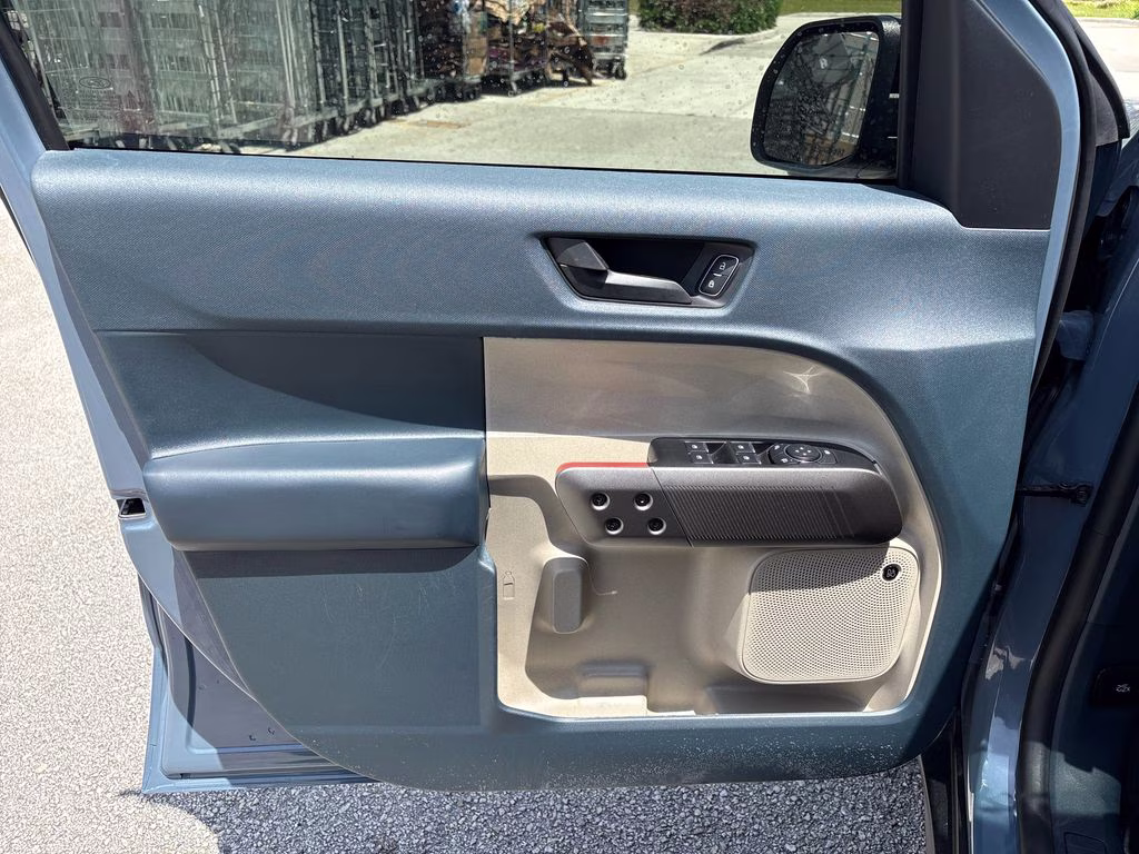 2025 Azure Gray Metallic Tri-Coat Ford Maverick Lariat AWD Truck