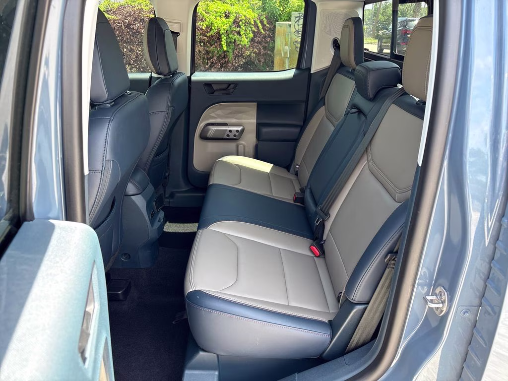 2025 Azure Gray Metallic Tri-Coat Ford Maverick Lariat AWD Truck