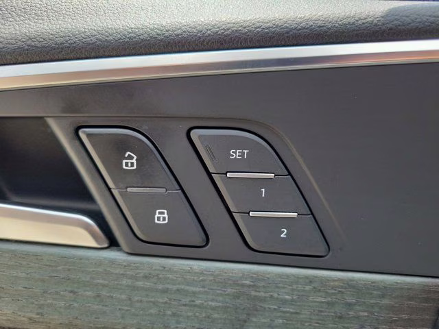 2018 Moonlight Blue Audi A4 2.0T ultra Premium FWD Sedan