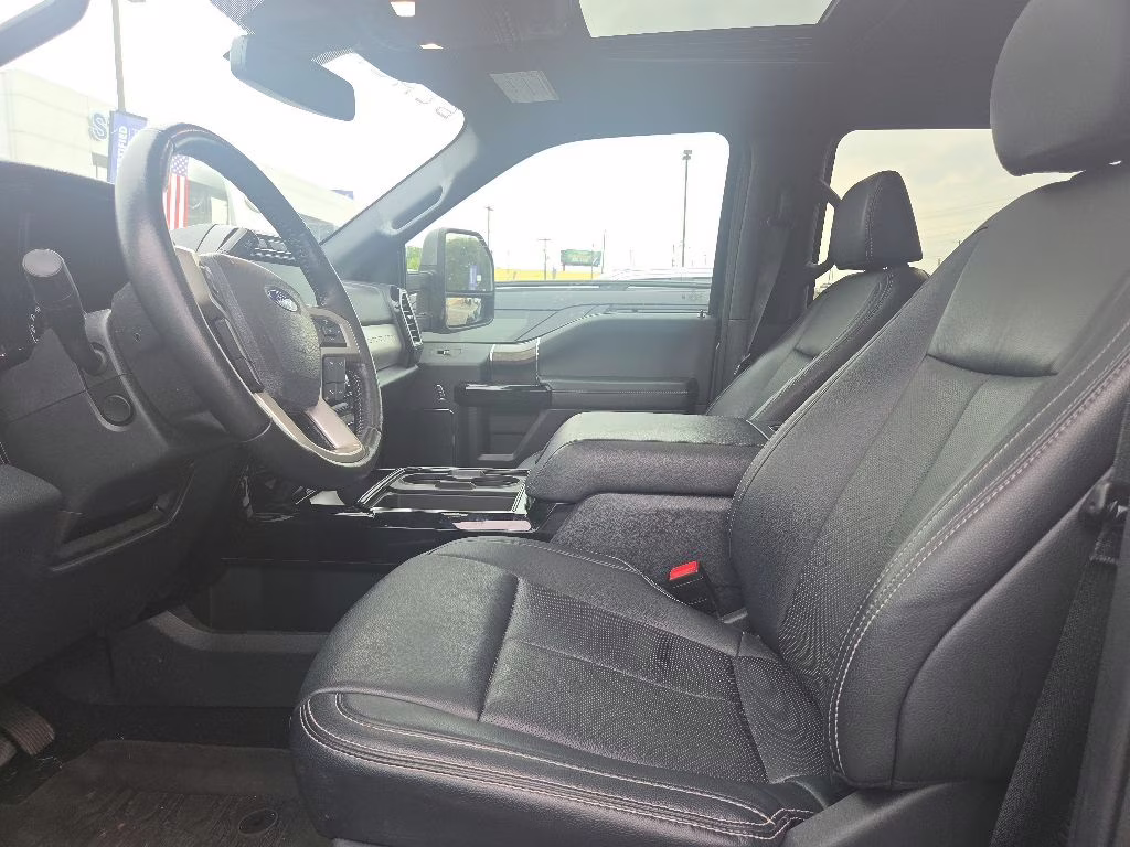 2022 Carbonized Gray Metallic Ford F-250SD Lariat 4X4 Truck