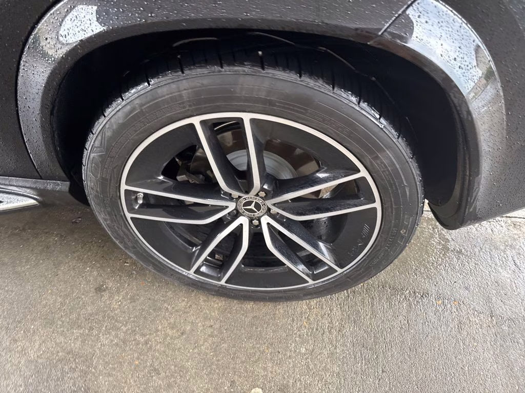 2021 Black Mercedes-Benz GLE GLE 450 AWD SUV