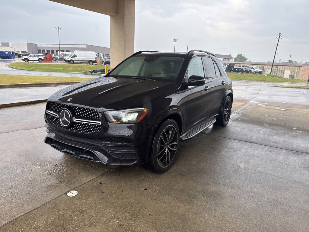 2021 Black Mercedes-Benz GLE GLE 450 AWD SUV