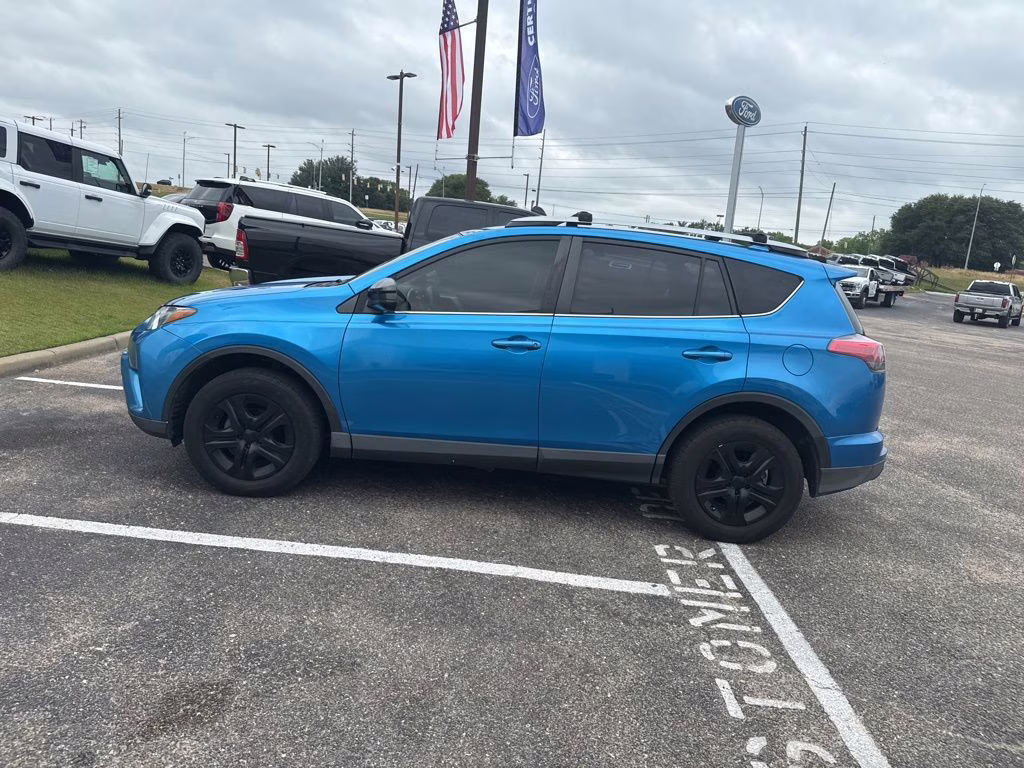 2018 Electric Storm Blue Toyota RAV4 LE FWD SUV
