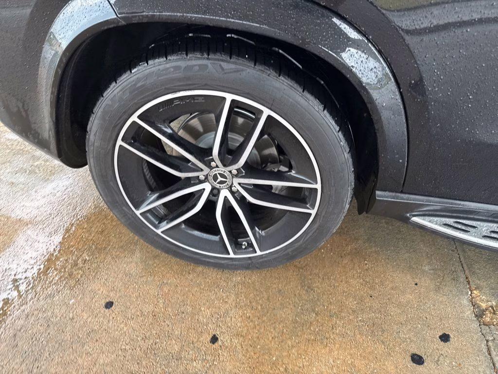 2021 Black Mercedes-Benz GLE GLE 450 AWD SUV