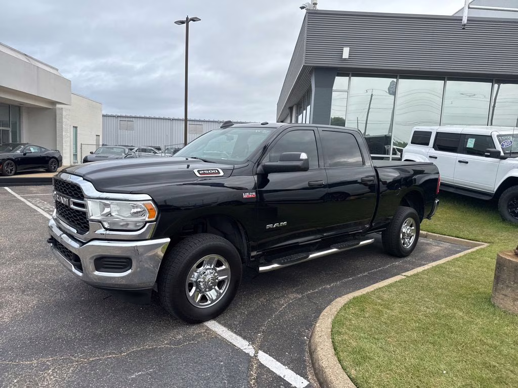 2021 Diamond Black Crystal Pearlcoat Ram 2500 Tradesman 4X4 Truck