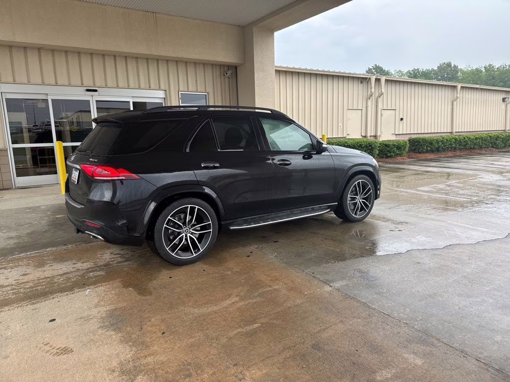 2021 Black Mercedes-Benz GLE GLE 450 AWD SUV