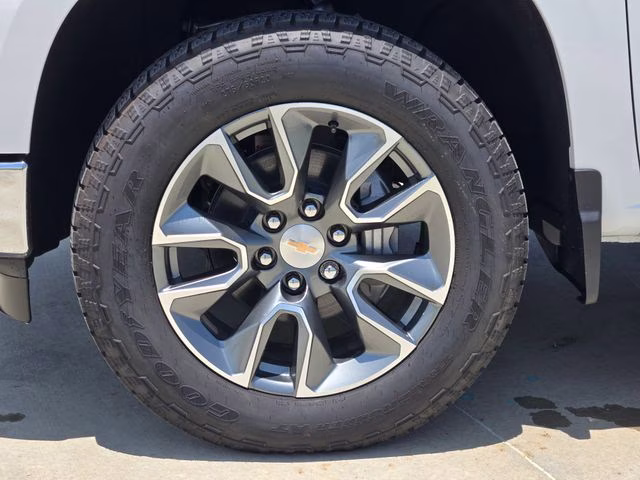 2026 Summit White Chevrolet Silverado 1500 LT 4X4 Truck