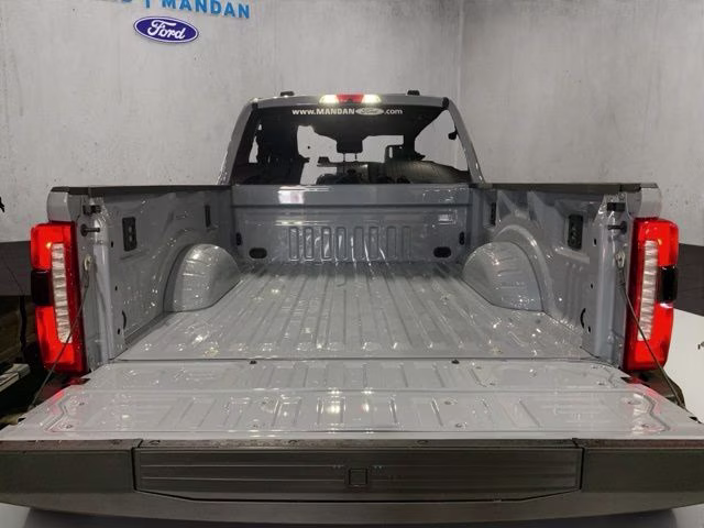 2026 Glacier Gray Metallic Tri-Coat Ford Super Duty F-250 SRW Lariat 4X4 Truck