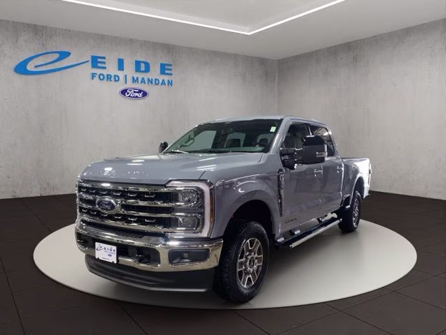 2026 Glacier Gray Metallic Tri-Coat Ford Super Duty F-250 SRW Lariat Chrome 4X4 Truck