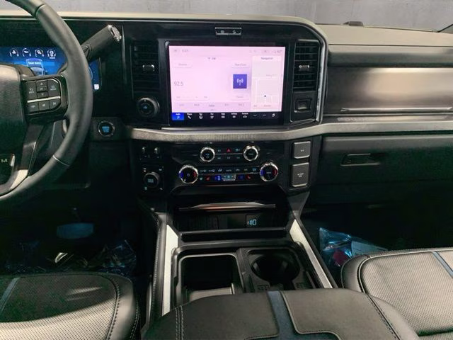 2026 Avalanche Ford Super Duty F-350 SRW Platinum 4X4 Truck