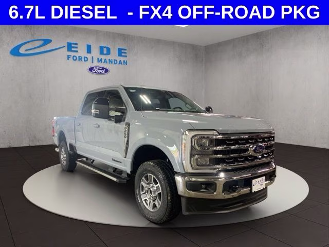 2026 Glacier Gray Metallic Tri-Coat Ford Super Duty F-250 SRW Lariat Chrome 4X4 Truck