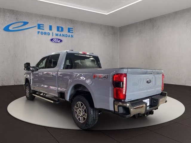 2026 Glacier Gray Metallic Tri-Coat Ford Super Duty F-250 SRW Lariat 4X4 Truck