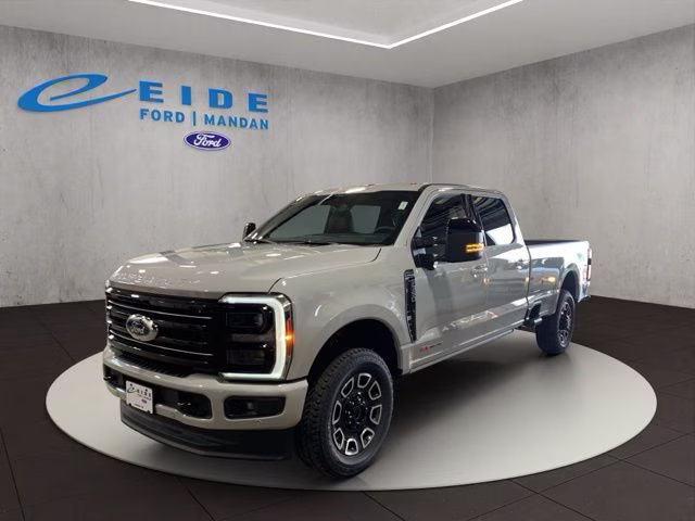 2026 Avalanche Ford Super Duty F-350 SRW Platinum 4X4 Truck