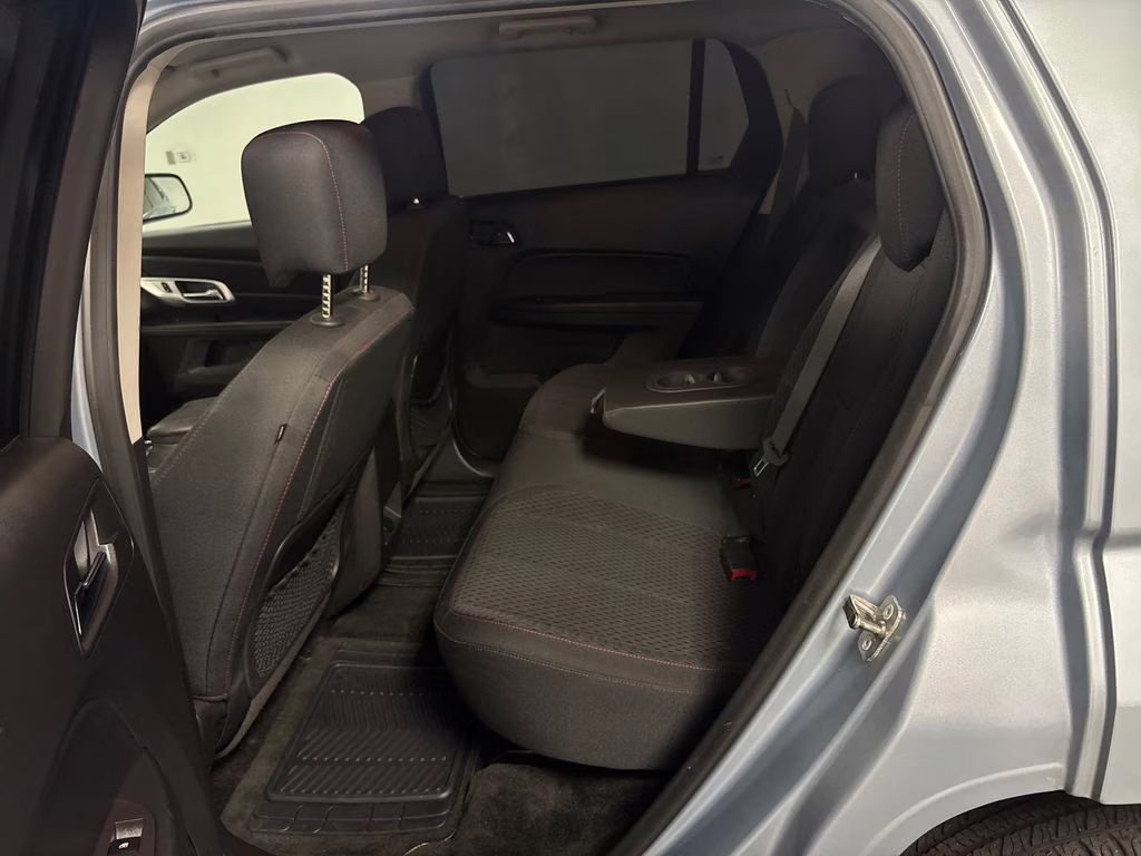2015 Silver Sky Metallic GMC Terrain SLE-1 FWD SUV