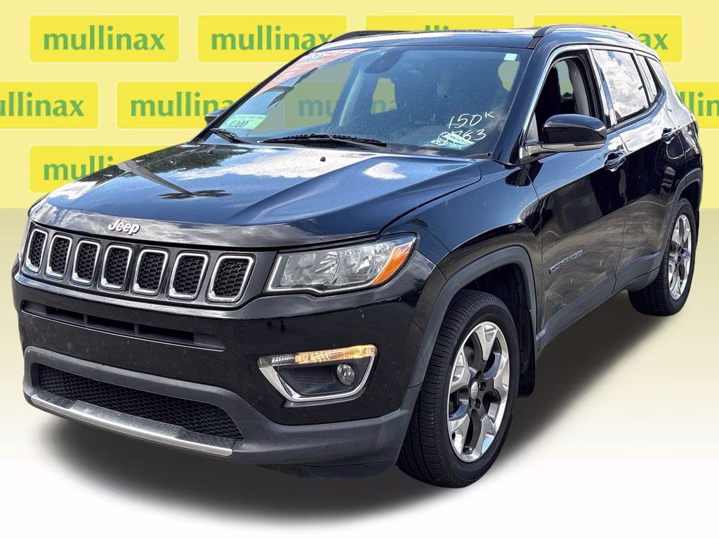 2018 Diamond Black Crystal Pearlcoat Jeep Compass Limited FWD SUV