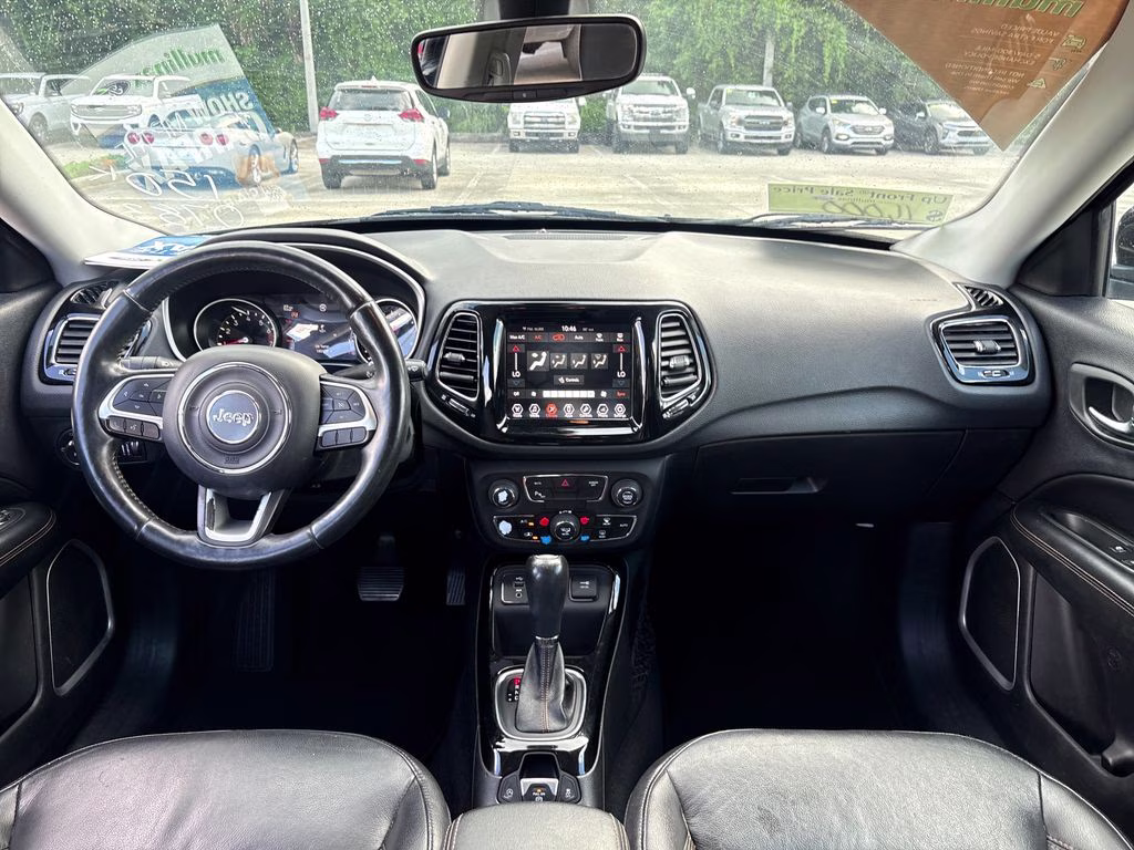 2018 Diamond Black Crystal Pearlcoat Jeep Compass Limited FWD SUV