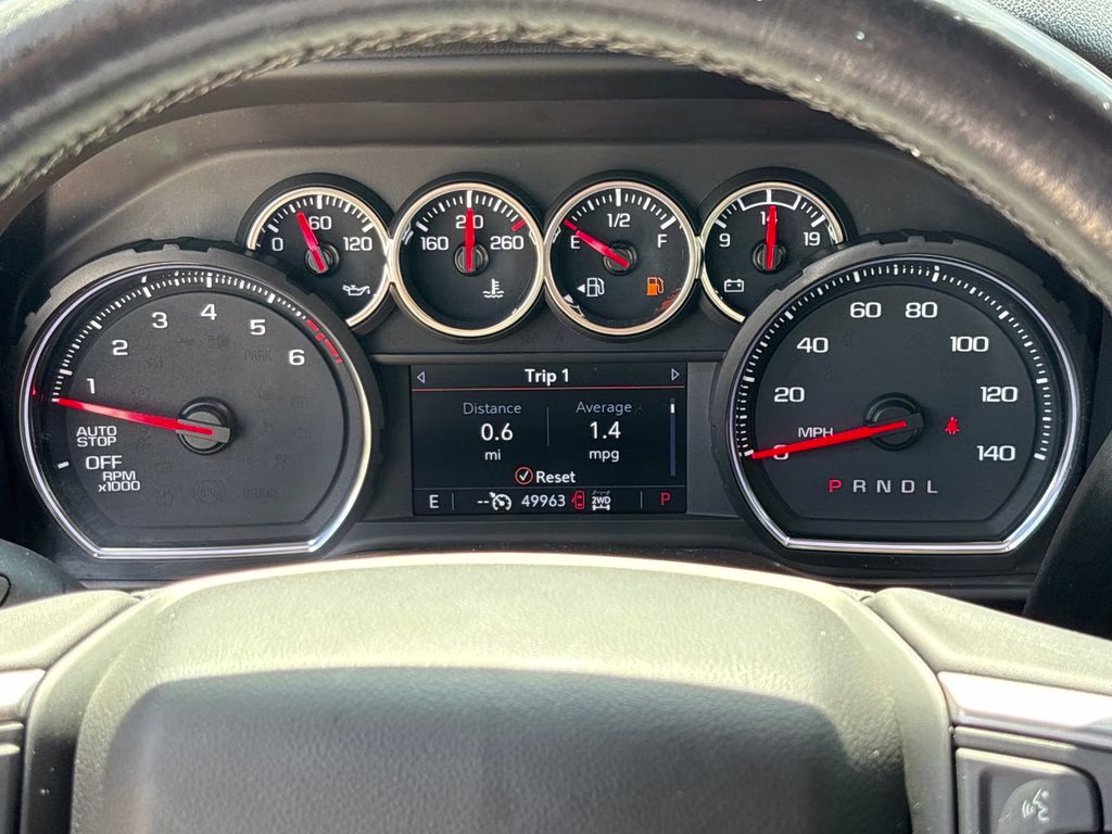 2021 Summit White Chevrolet Silverado 1500 LT Trail Boss 4X4 Truck