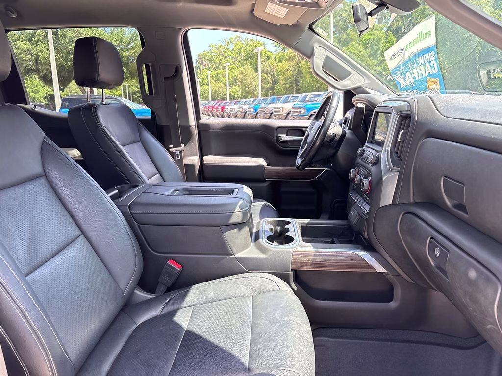 2021 Summit White Chevrolet Silverado 1500 LT Trail Boss 4X4 Truck