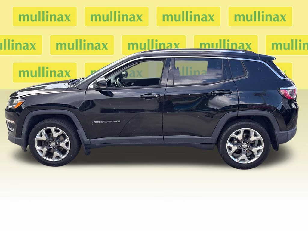 2018 Diamond Black Crystal Pearlcoat Jeep Compass Limited FWD SUV