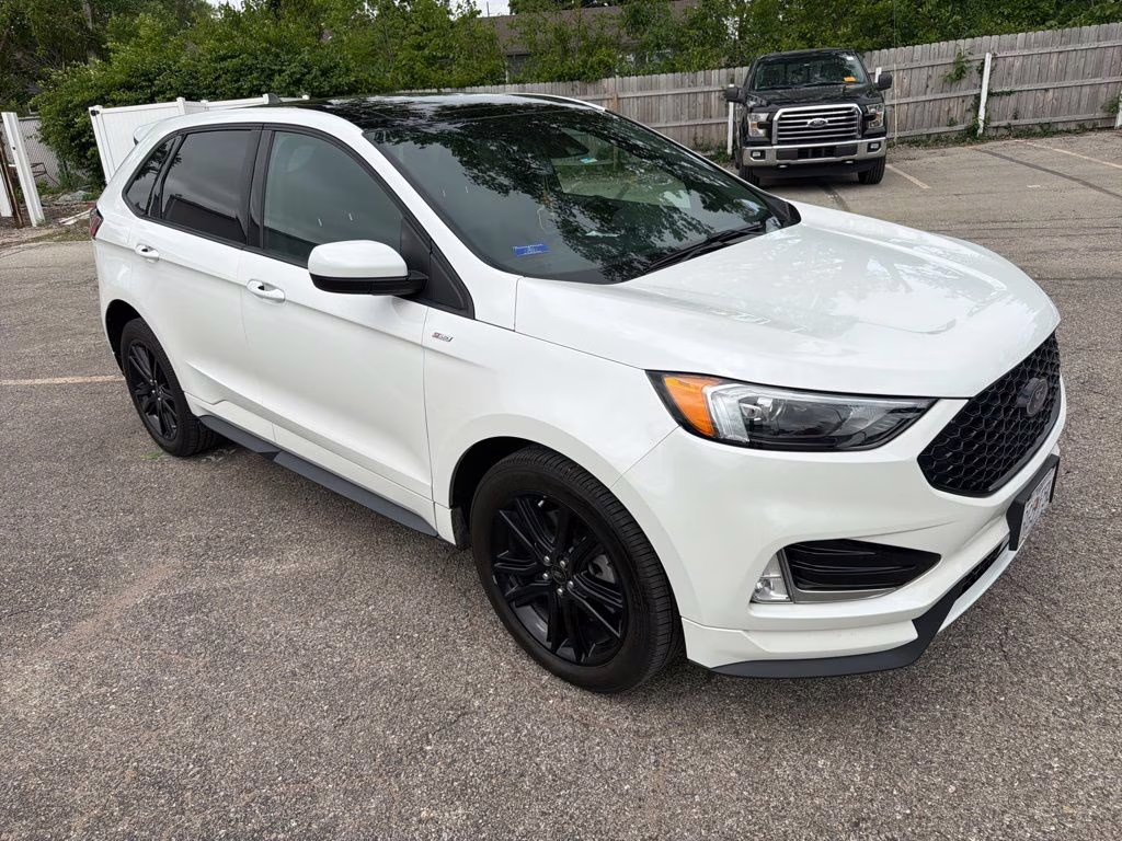 2021 White Ford Edge ST Line AWD SUV