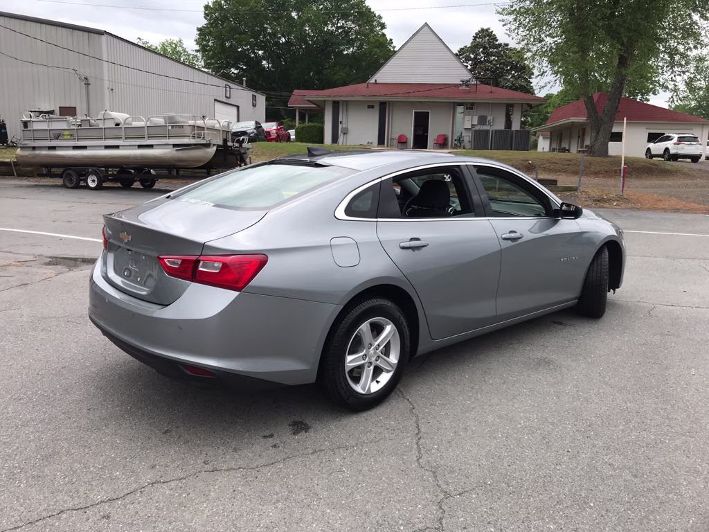 2024 Sterling Gray Metallic Chevrolet Malibu LS FWD Sedan