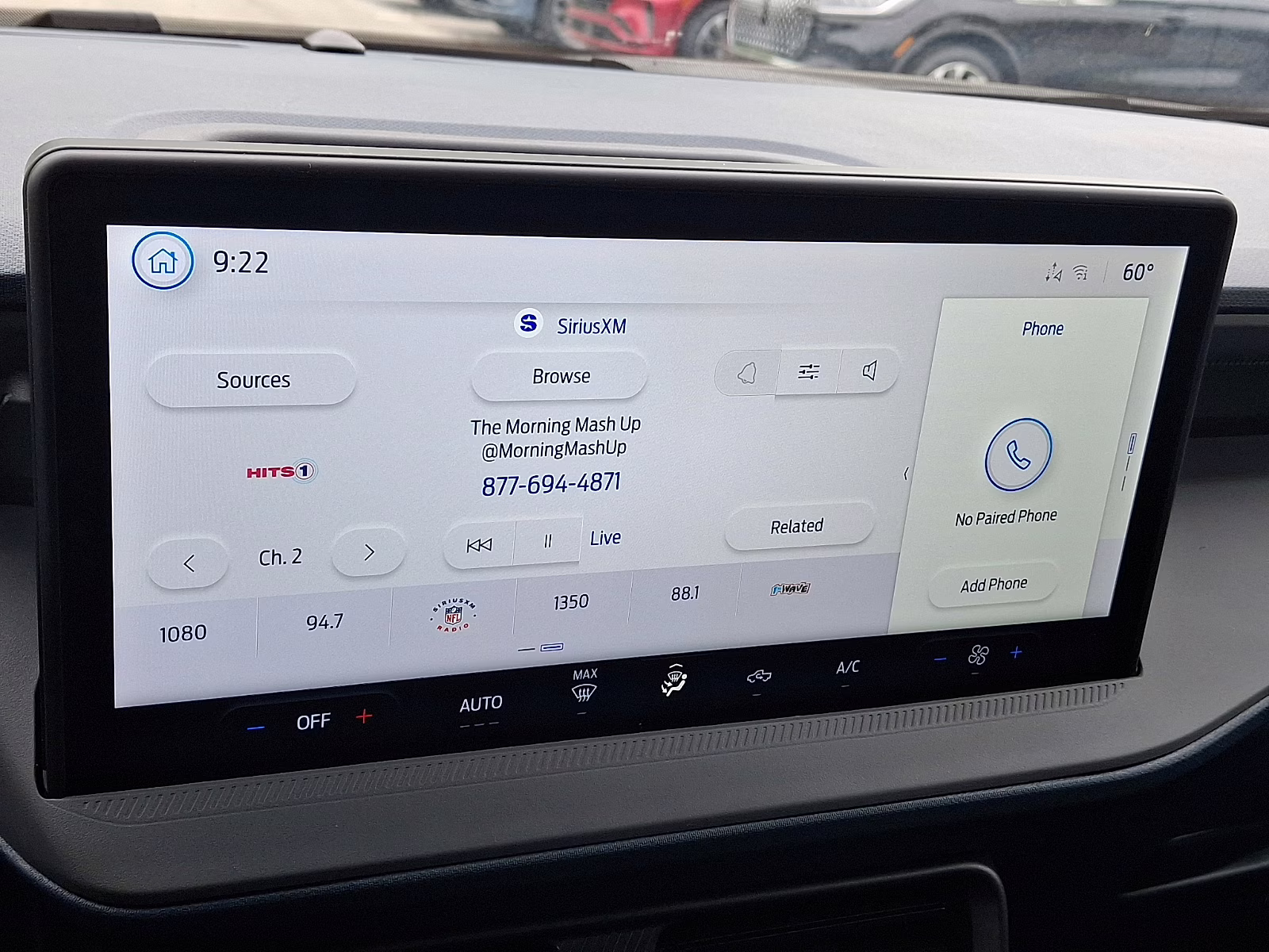 2026 Oxford White - YZ Ford Maverick XL FWD