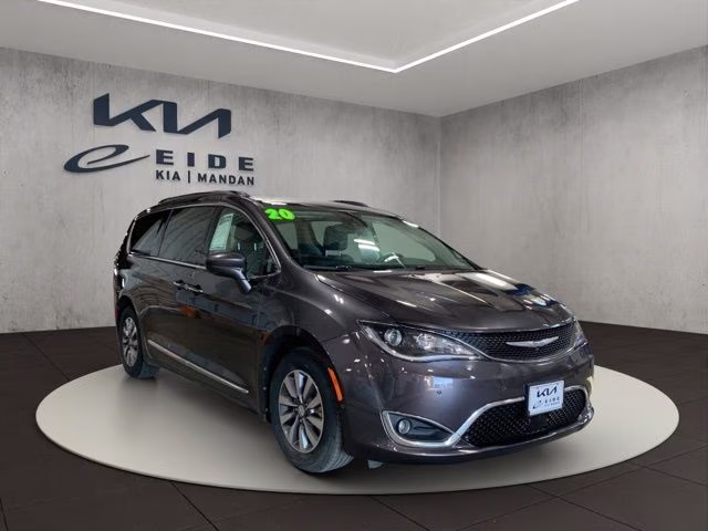 2020 Granite Crystal Metallic Clearcoat Chrysler Pacifica Touring L Plus FWD Van