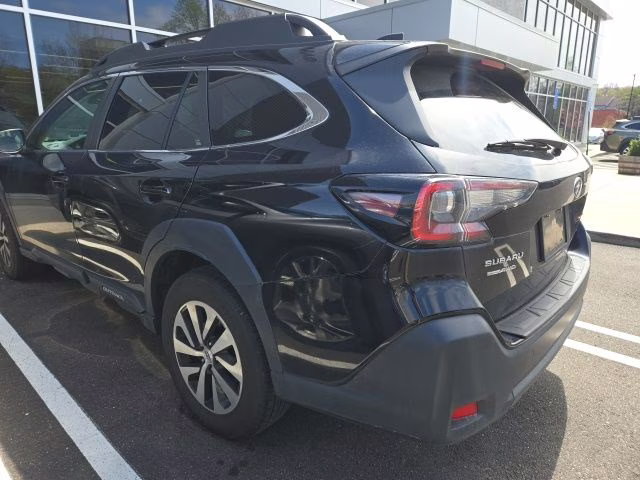 2023 Crystal Black Silica Subaru Outback Premium AWD SUV