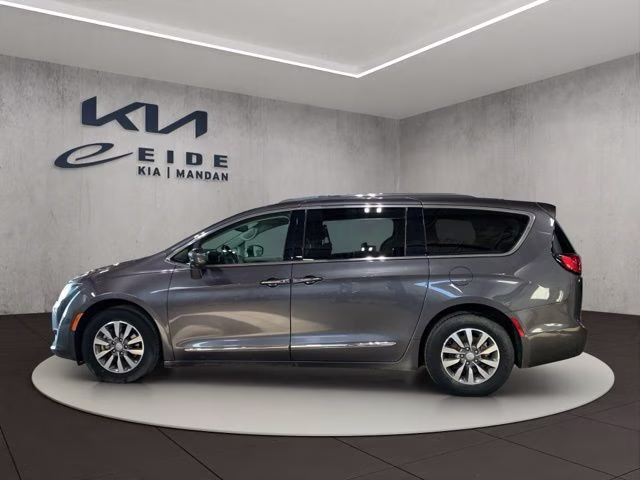 2020 Granite Crystal Metallic Clearcoat Chrysler Pacifica Touring L Plus FWD Van