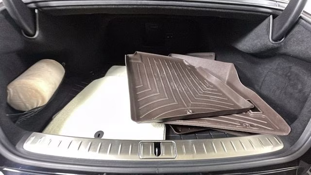 2023 Black Genesis G90 3.5T AWD Sedan