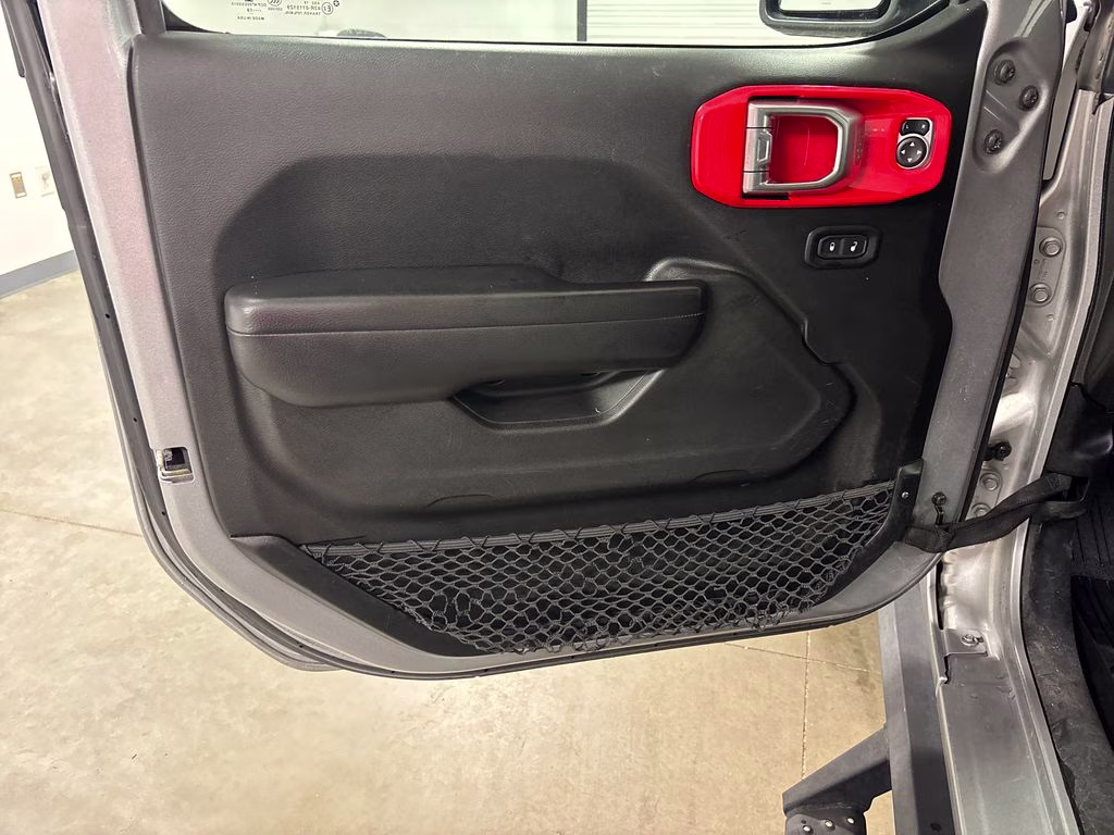 2019 Billet Silver Metallic Clearcoat Jeep Wrangler Unlimited Sport S 4X4 SUV