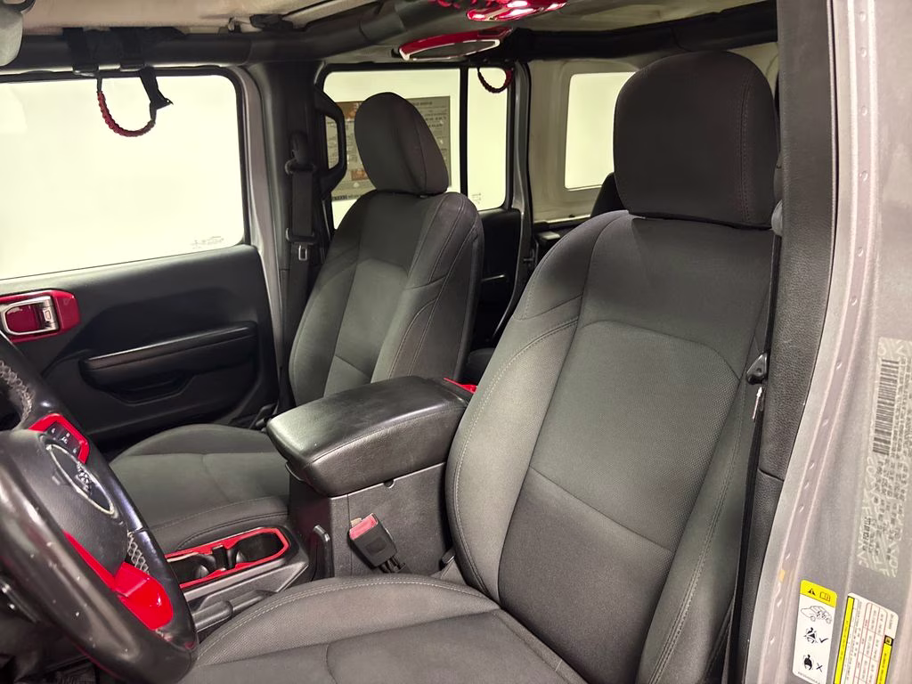 2019 Billet Silver Metallic Clearcoat Jeep Wrangler Unlimited Sport S 4X4 SUV