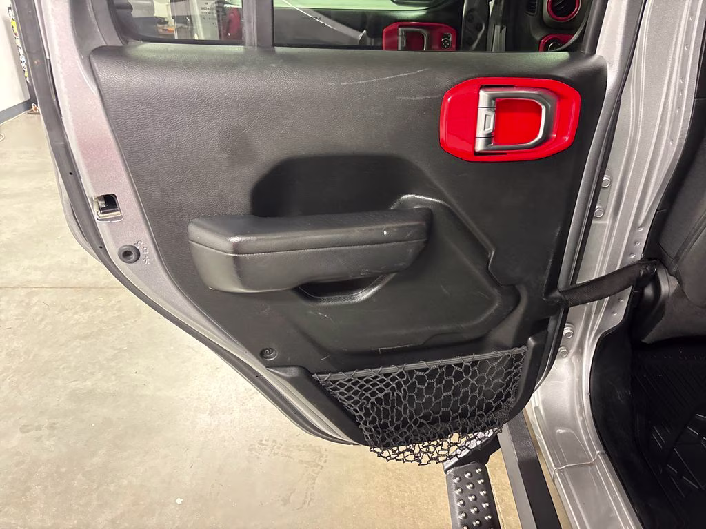 2019 Billet Silver Metallic Clearcoat Jeep Wrangler Unlimited Sport S 4X4 SUV