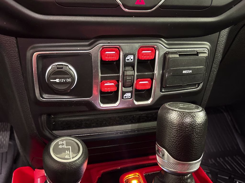 2019 Billet Silver Metallic Clearcoat Jeep Wrangler Unlimited Sport S 4X4 SUV