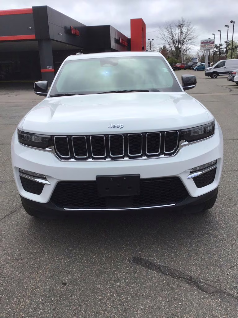 2022 Bright White Clearcoat Jeep Grand Cherokee 4xe 4X4 SUV