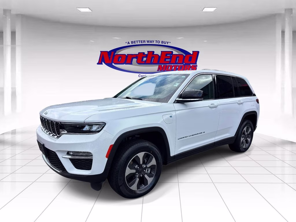 2022 Bright White Clearcoat Jeep Grand Cherokee 4xe 4X4 SUV