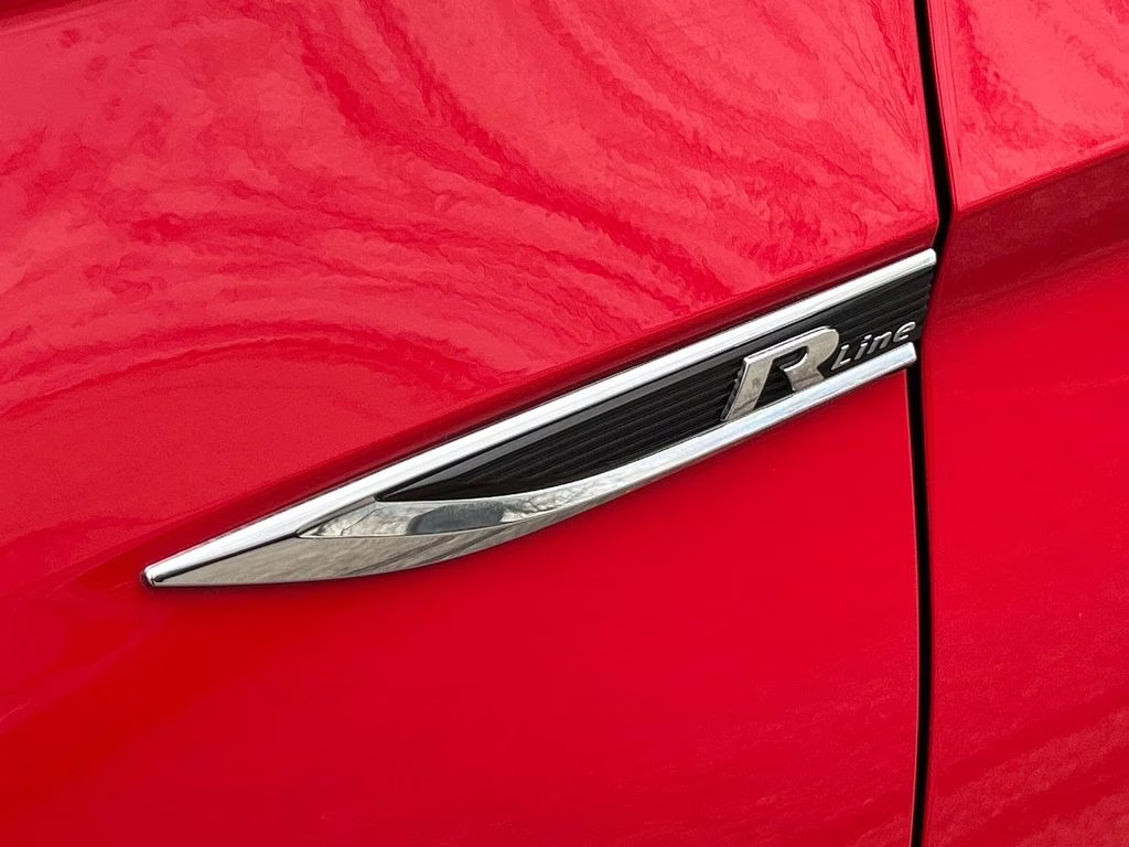 2019 Tornado Red Volkswagen Jetta R-Line FWD Sedan