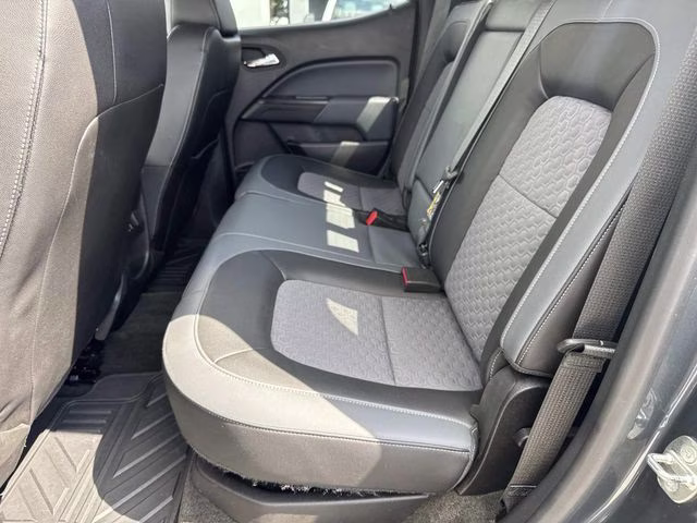 2016 Cyber Gray Metallic Chevrolet Colorado Z71 4X4 Truck