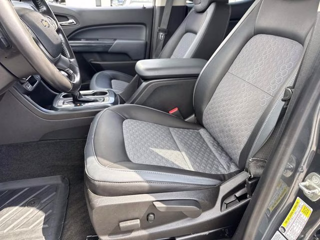 2016 Cyber Gray Metallic Chevrolet Colorado Z71 4X4 Truck