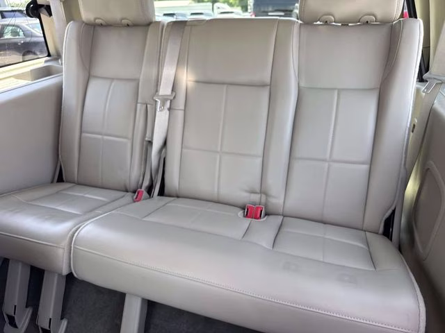 2012 Ingot Silver Lincoln Navigator Base RWD SUV