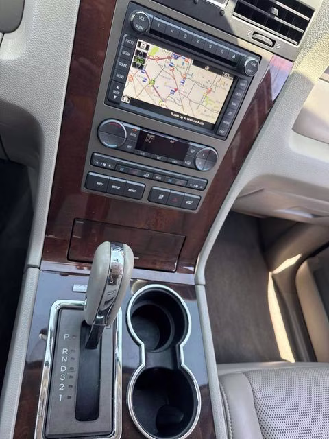 2012 Ingot Silver Lincoln Navigator Base RWD SUV