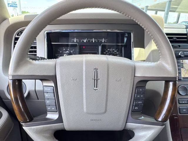 2012 Ingot Silver Lincoln Navigator Base RWD SUV