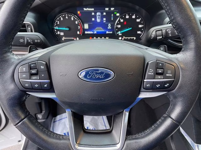 2020 White Metallic Ford Explorer Limited 4X4 SUV