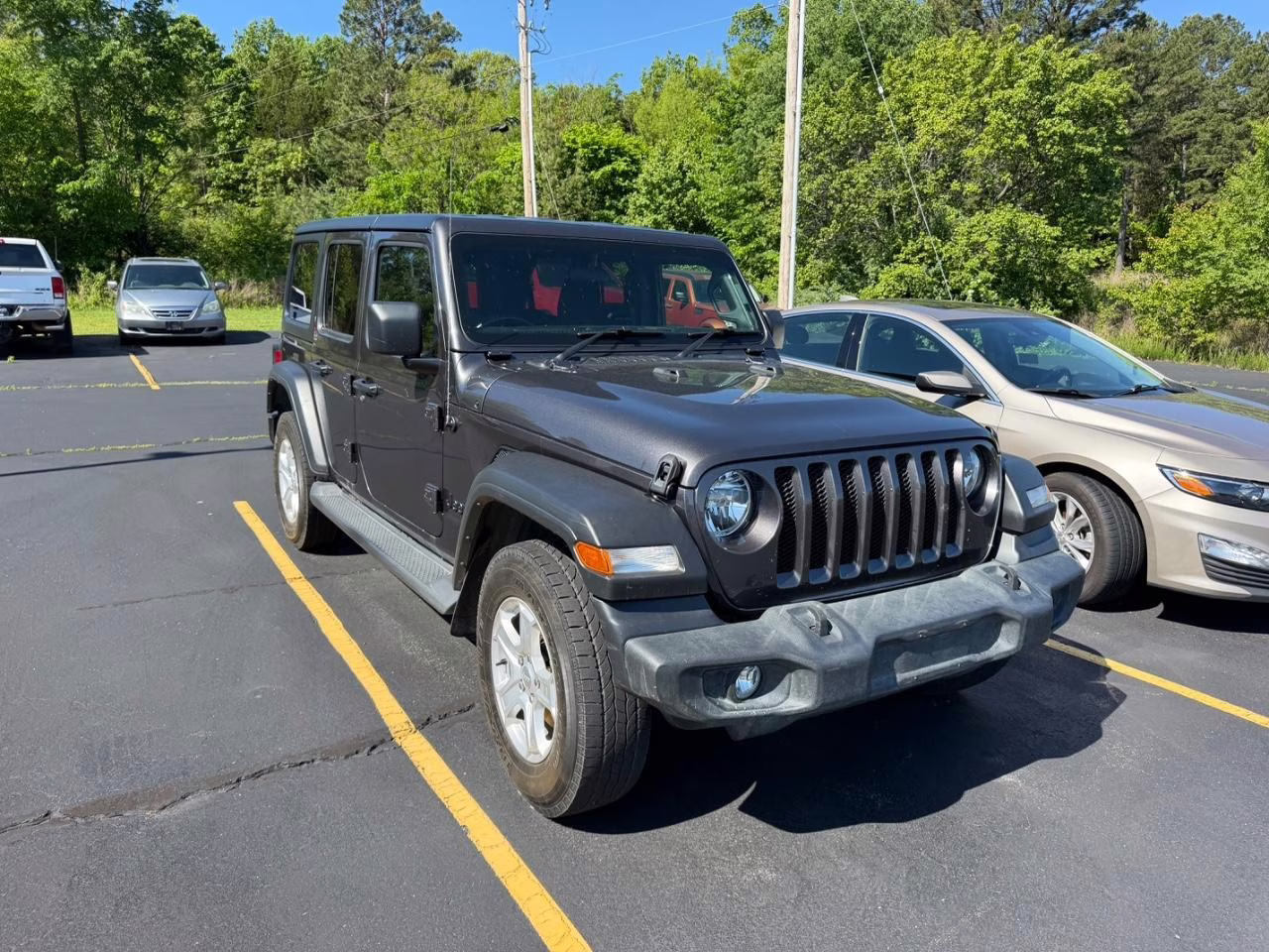 2022 Granite Crystal Metallic Clearcoat Jeep Wrangler Unlimited Sport 4X4 SUV