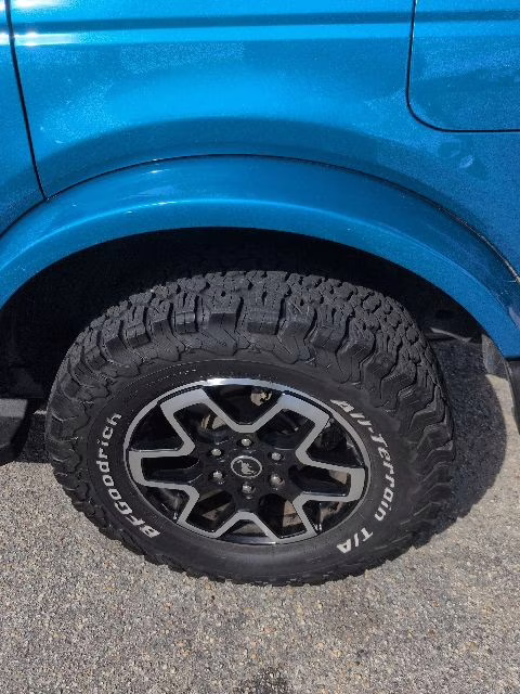 2021 Blue Metallic Ford Bronco Outer Banks 4X4 SUV