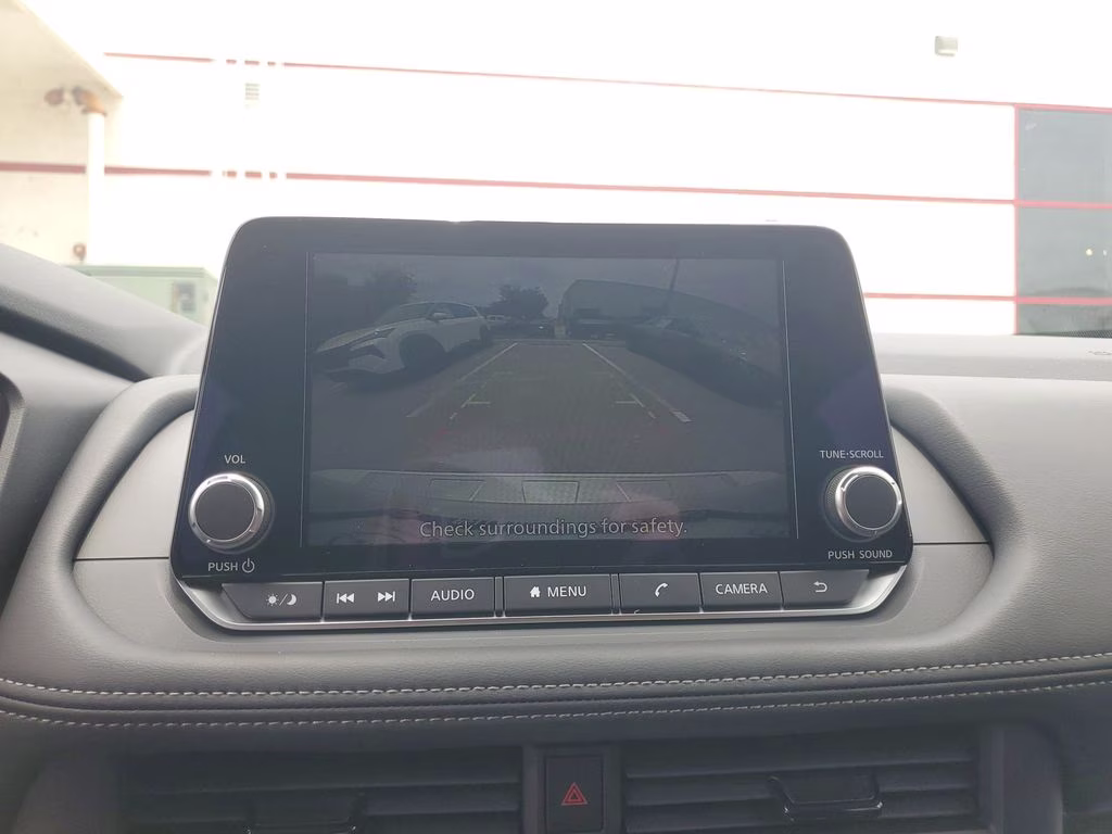 2026 Everest White Pearl Tricoat Nissan Rogue SV FWD SUV