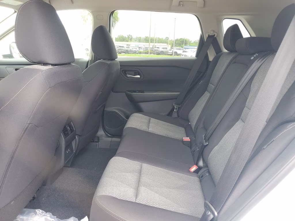 2026 Everest White Pearl Tricoat Nissan Rogue SV FWD SUV